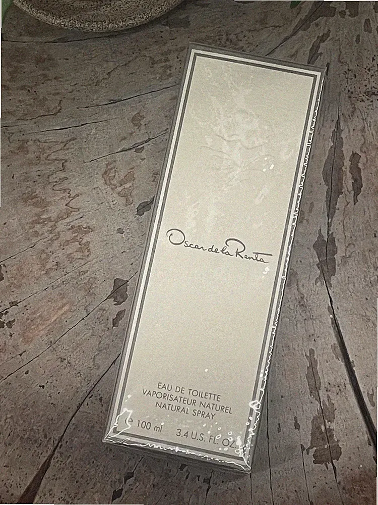 Authentic VINTAGE Oscar De La Renta Eau De Toilette perfume 3.4 fl.oz(100ML)