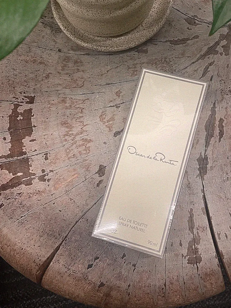 Authentic VINTAGE Oscar De La Renta Eau De Toilette perfume 3 fl.oz(90ML)