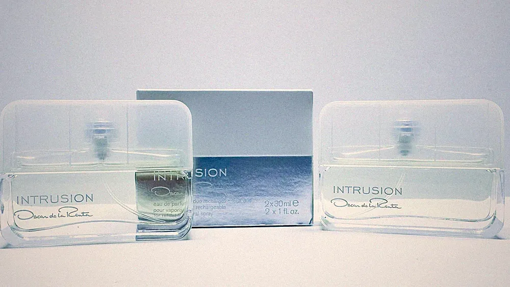 Oscar De La Renta Intrusion For Women Perfume 2 Pcs x 1.0 Oz EDP Spray No Sealed