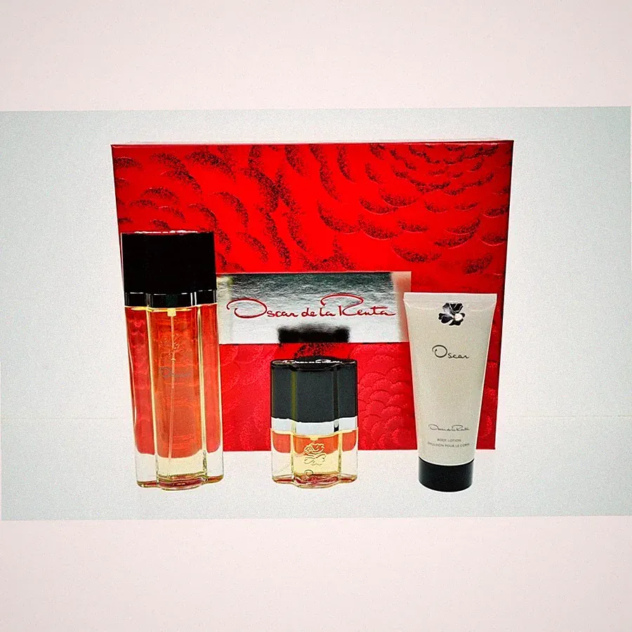 Oscar De La Renta Ladies Oscar Gift Set Skin Care 085715592637